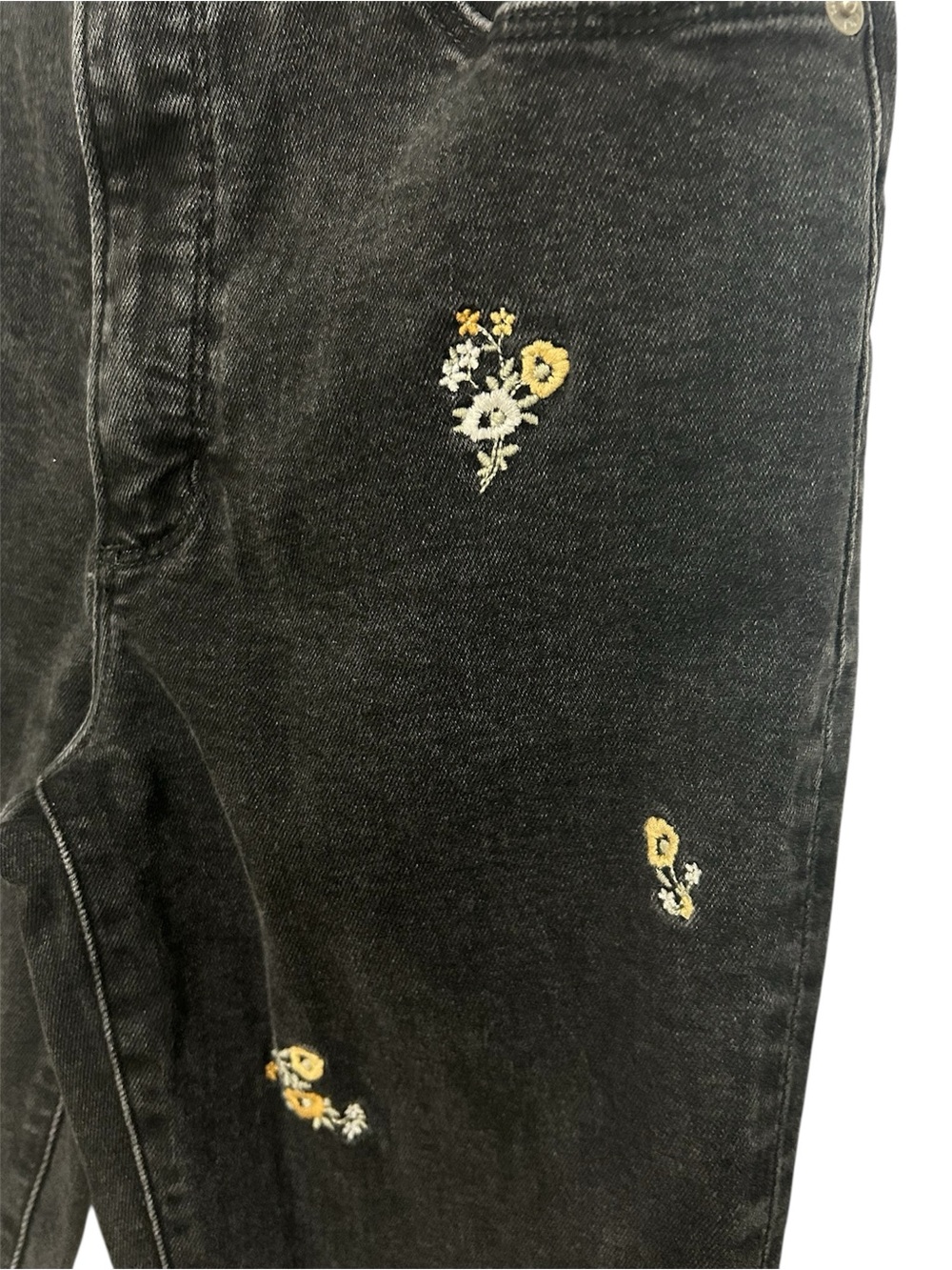 Abercrombie & Fitch Rise Super Skinny Ankle Embroidered Floral Black Wash Jeans - Picture 5 of 11
